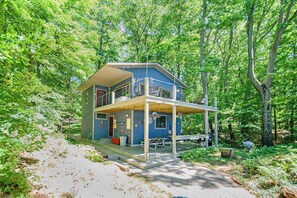 Exterior - Dog-friendly home with lake views, wood stove, kayaks/SUPs, & W/D (Coloma)