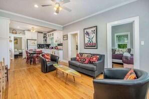TV, offices - Wonderful Downtown Gem W/ Fast WiFi, Firepit, & Central AC - Walk to the Beach (New Buffalo)
