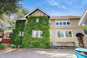 Exterior - Charming historical home with gated entrance & gas grill - walk around downtown (Saugatuck)