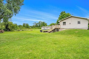 Exterior - Fontano Casa | House in Coloma near Michigan's Great Lakes (Coloma)