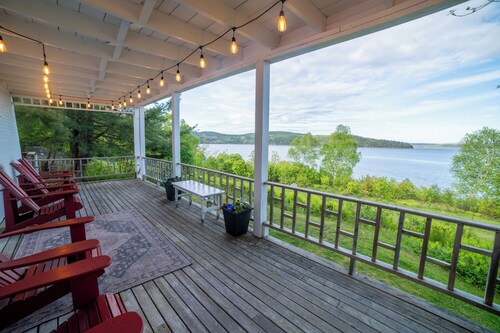 White Porch Cottage