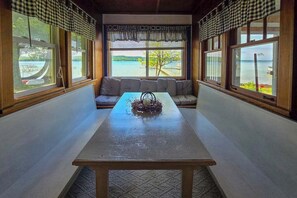 Interior - Dog-friendly and lakefront home with firepit close to restaurants and shops (Honor)