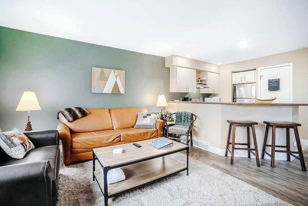 TV, fireplace, DVD player, offices