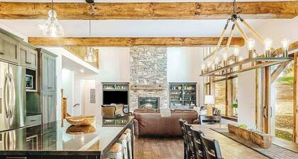 Expansive dog-friendly home w/ golf course views, and nearby resort amenities