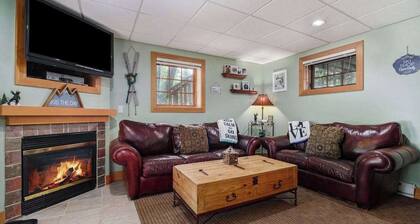 Dog-friendly ski-in/out condo near lifts with ski views, pool, tennis, hot tub
