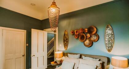 Linnette - Three Bedroom Villa, Sleeps 6