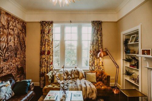 Linnet - Three Bedroom Villa, Sleeps 6