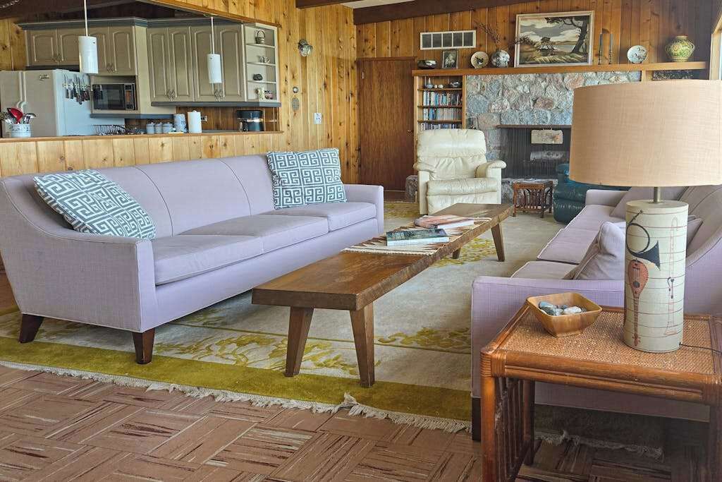 TV, fireplace, DVD player, offices