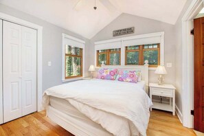 WiFi, bed sheets - Main Home & Cozy Guest House w/ Two Full Kitchens & Free WiFi - Walk to Beach (Union Pier)
