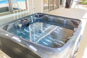 Terrace/patio - Airy home with private pool, hot tub, big game room, & golf cart - walk to beach (New Buffalo)