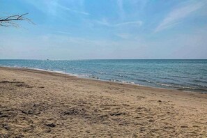 Beach nearby - Stunning Lake Michigan Retreat w/ Pool, Hot tub, Grills, Fire pit, on the Beach (Coloma)