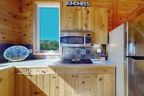 Fridge, microwave, oven, stovetop - Picturesque Home in Maple City w/ a Large yard, Great views, near Lakes & Trails (Maple City)