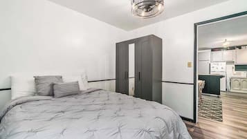 3 bedrooms, WiFi, bed sheets