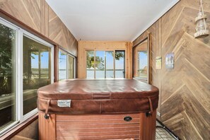 Interior - The Summer Cabin | Lakefront house in Interlochen with private beach access (Interlochen)