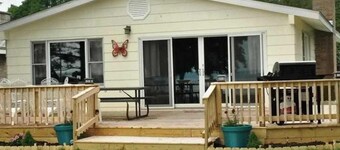 Remodeled, waterfront home on Portage Lake with dock & firepit - 2 dogs OK