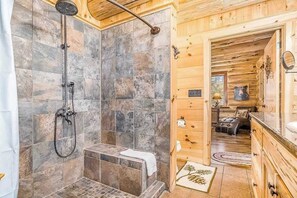 Douche, serviettes fournies