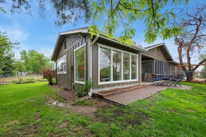 Exterior - Sandstone Hollow | King Suite, Office, Fenced Yard (Fort Collins)