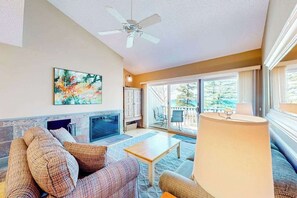 TV, fireplace, offices - Waterfront condo near skiing with beach access, on-site golf & fireplace (Glen Arbor)