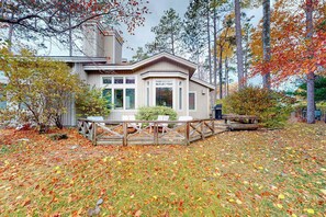 Exterior - Spacious remodeled home near the lake with a washer/dryer, central AC (Glen Arbor)