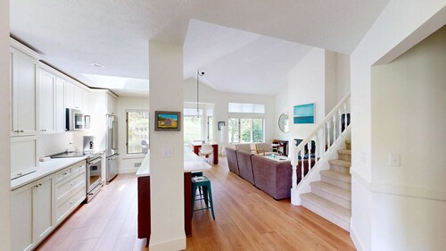 Spacious remodeled home near the lake with a washer/dryer, central AC