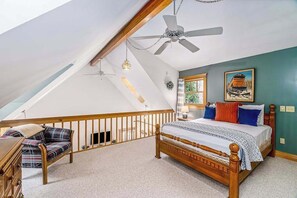 WiFi, bed sheets - Secluded home w/ private grill, gas fireplace, full kitchen, and free WiFi (Arcadia)