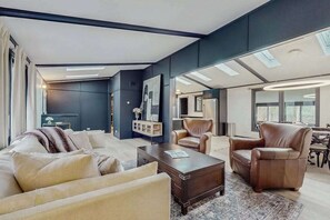 TV, fireplace, offices