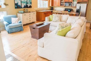 TV, fireplace, offices - Beautiful 2-Story Home Near Beach with Firepit, WiFi, Central AC - Dogs OK (Union Pier)