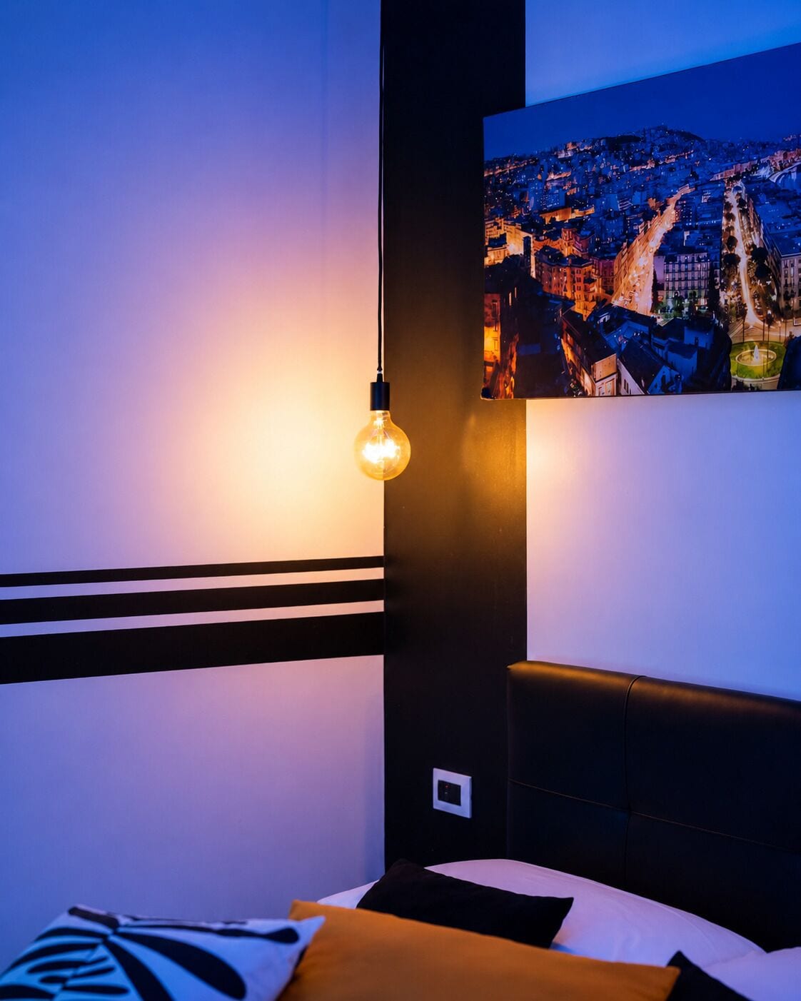 Luxury Room, 1 Double Bed, Balcony, City View | Down comforters, in-room safe, desk, laptop workspace