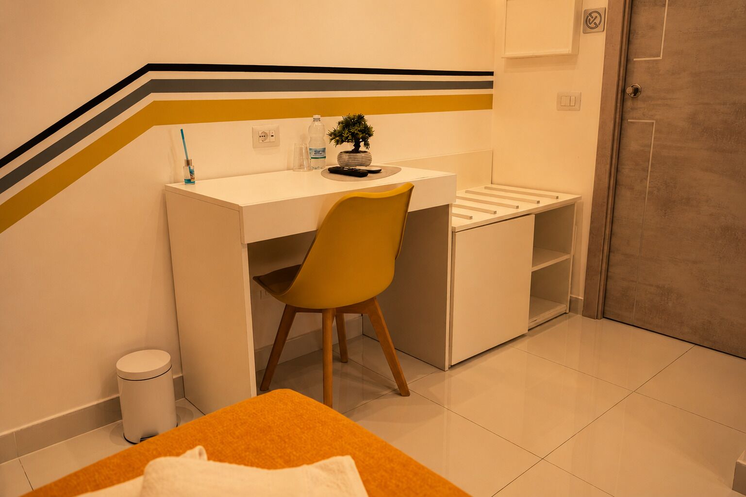 Habitación Confort | Edredones de plumas, caja fuerte, escritorio