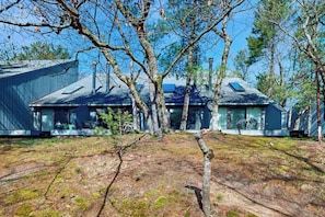 Exterior - River-view condo on Crystal River with loft, deck, community firepit & fireplace (Glen Arbor)