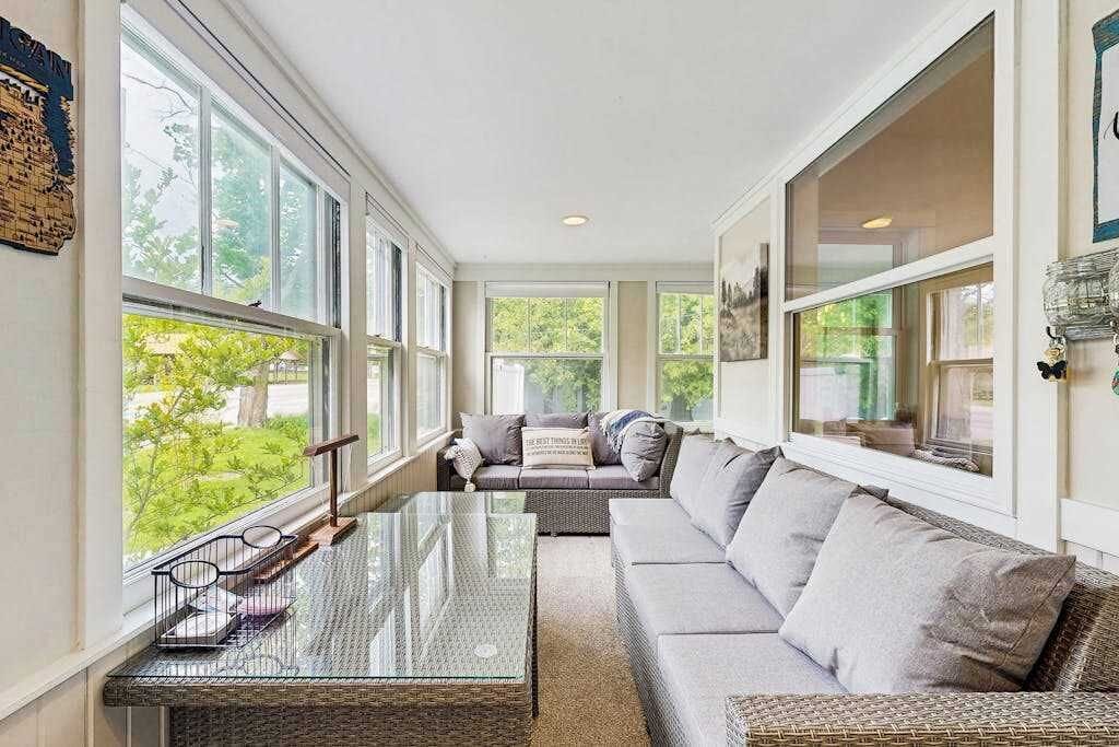 TV, fireplace, DVD player, offices