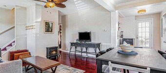 Quaint, budget-friendly home walking distance to town with grill - dog-friendly