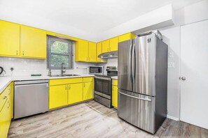 Fridge, microwave, oven, stovetop - Steps to Ridge Road Beach Renovated Home w/ Private Hot Tub, Firepit & Porch (Grand Beach)