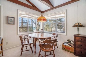 Dining - Inviting dog-friendly home with Lake Michigan views & charming sunroom (South Haven)