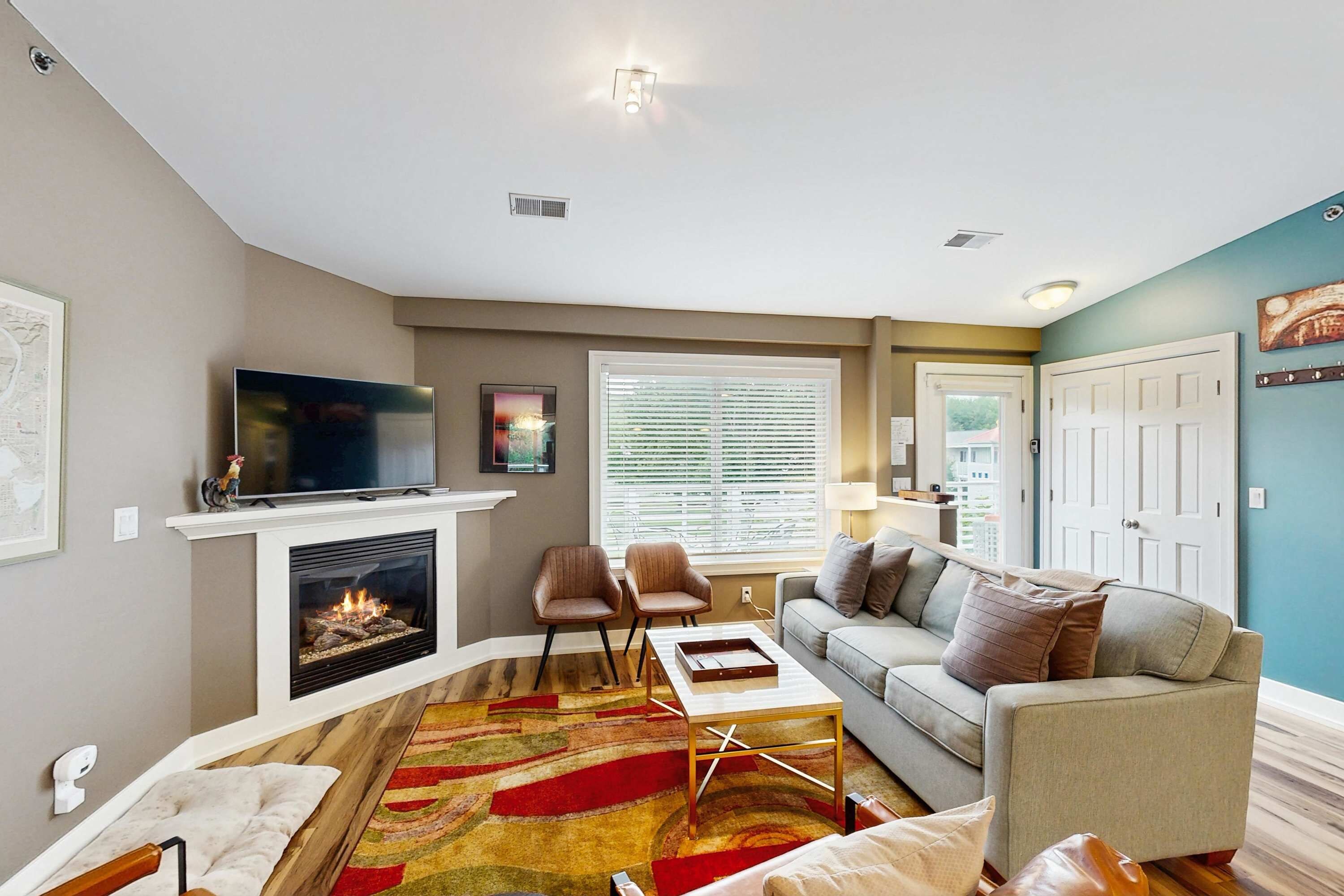 Stylish Dog-friendly Retreat With Furnished Deck, Pool, & Firepits - Douglas, MI