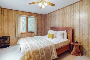 3 quartos, escrivaninha, berço de viagem, Wi-Fi