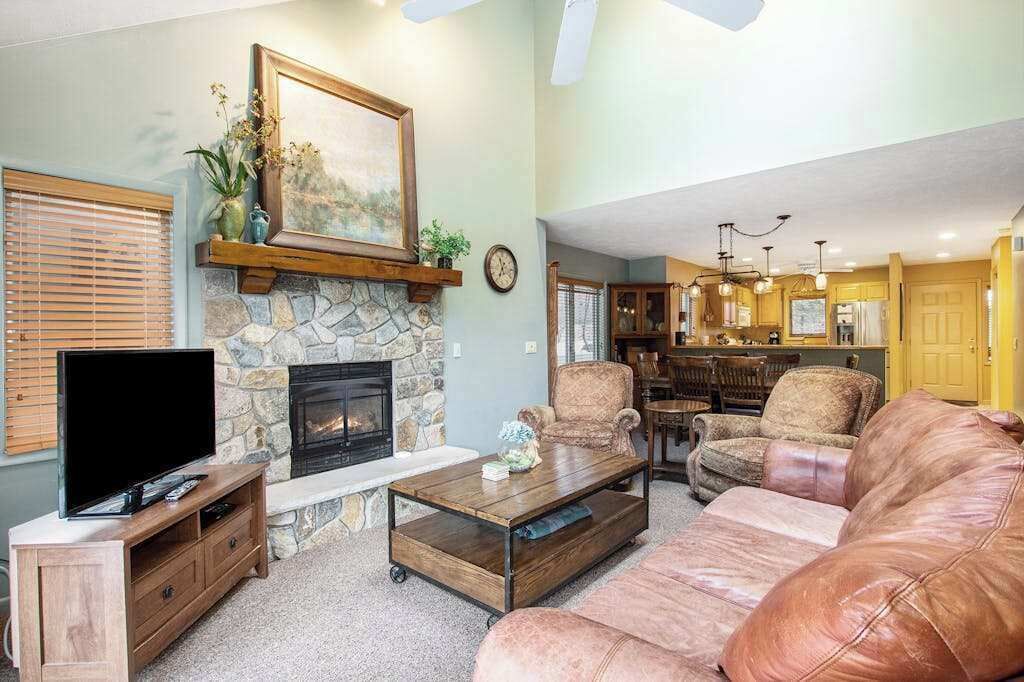 TV, fireplace, DVD player, offices