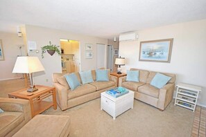 TV, fireplace, DVD player, offices - Beachfront condo with gorgeous Lake Michigan views, deck, fireplace, W/D, AC (Glen Arbor)