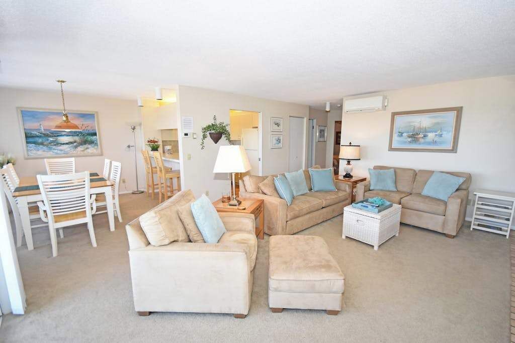TV, fireplace, DVD player, offices