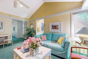 TV, fireplace, offices - Upper-level condo with forest views, fireplace, soaking tub & high-speed WiFi (Glen Arbor)