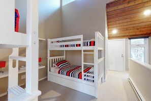 1 chambre, lit parapluie, Wi-Fi, draps fournis