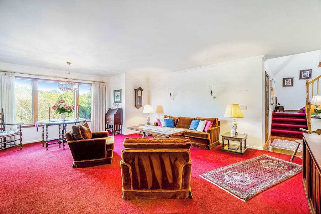 TV, fireplace, DVD player, offices