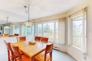 Dining - Lovely Lake Michigan beachfront condo with deck, washer/dryer, fireplace, views (Glen Arbor)