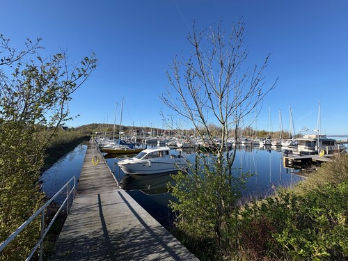 Sailing - Balkon, Wassernähe, Erdgeschoss, Gartenmöbel, PKW-Stellplatz