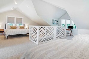 3 Schlafzimmer, Schreibtisch, Bügeleisen/B ügelbrett, WLAN