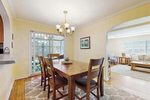 Dining - Dog-Friendly Home with Enclosed Yard & Free High-Speed WiFi - Great Location (Union Pier)
