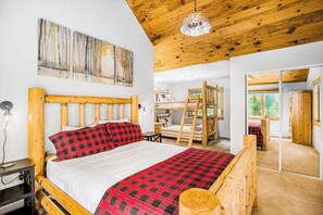 Desk, WiFi, bed sheets - Waterfront home on Betsie River with hot tub & sauna near skiing at Crystal Mtn (Thompsonville)