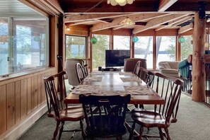 Dining - Lakefront home with private beach, lake views, dock, kayaks, firepit, grill, W/D (Traverse City)