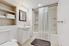 Shower, hair dryer, towels - Lovely home with hot tub, pool, two kitchens, enclosed backyard, firepit & grill (New Buffalo)