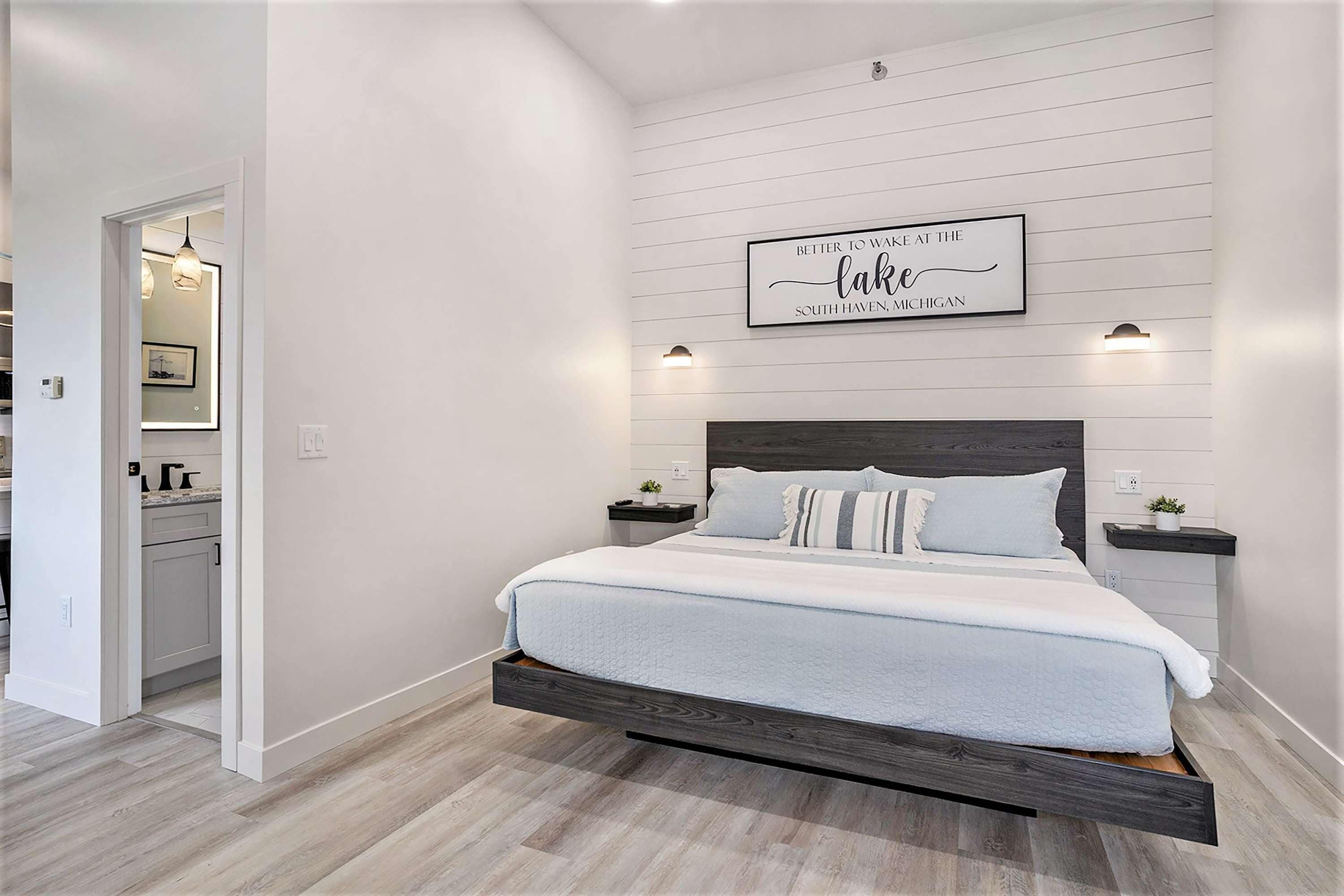 WiFi, bed sheets
